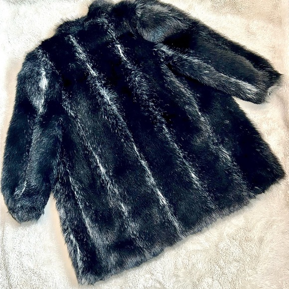 Source Unknown Black Faux Fur Leather Jacket - Picture 9 of 9